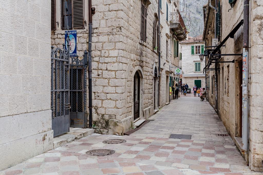 Old Town Summer Apartment Котор Экстерьер фото